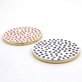 Round ceramic coaster sets with gold rim and square debossed pattern