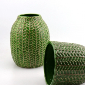 Green Round Leaf Pattern Ceramic Vase