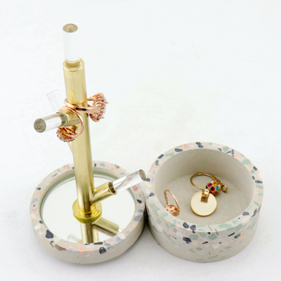 Acrylic Ring Display Case Acrylic Ring Display Case