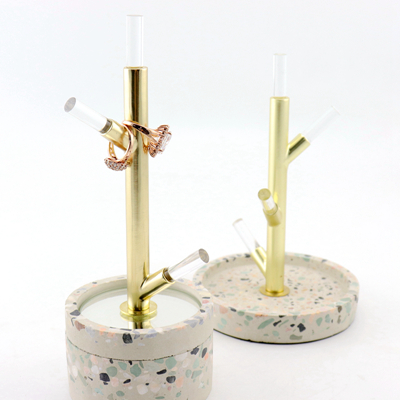 Frosted Acrylic Ring Holder Frosted Acrylic Ring Holder