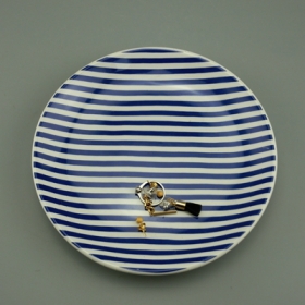 Unique Jewelry Plates Holder