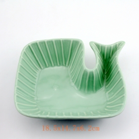 Green and pink whale ceramic bowl food container